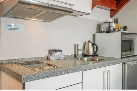 Battery Point Apartment With Car Park - Tourism TAS 7