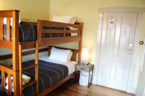 The Tasmanian Inn - Tourism TAS 23