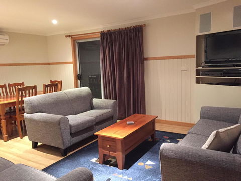 White Sands Estate Unit 24 - Tourism TAS 5