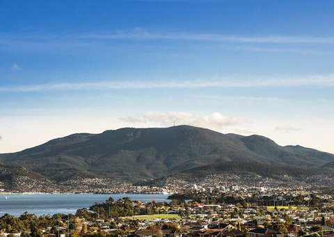 Shoreline Hotel - Tourism TAS 15
