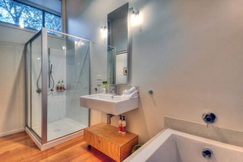 Freycinet Eco Luxe ~ Forest ~ Ocean ~ Mountain - Tourism TAS 15