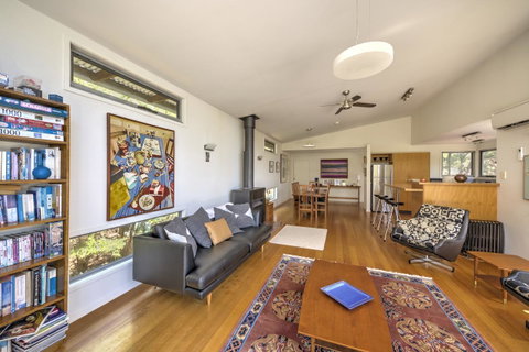 Freycinet Eco Luxe ~ Forest ~ Ocean ~ Mountain - Tourism TAS 6