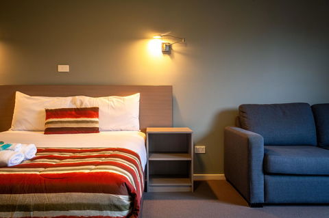 Kingston Hotel - Hobart Tourism 8