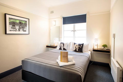 Alabama Hotel Hobart - Tourism TAS 22