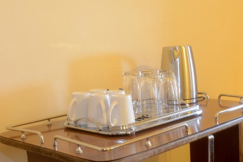Edinburgh Gallery Bed & Breakfast - Tourism TAS 42