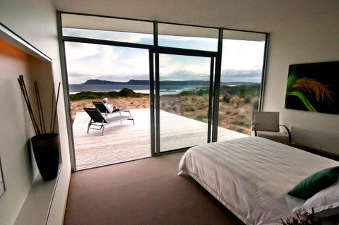 Cloudy Bay Beach House - Tourism TAS 22