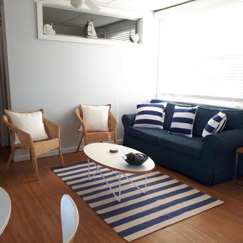 Beach Hut Scamander - Tourism TAS 1