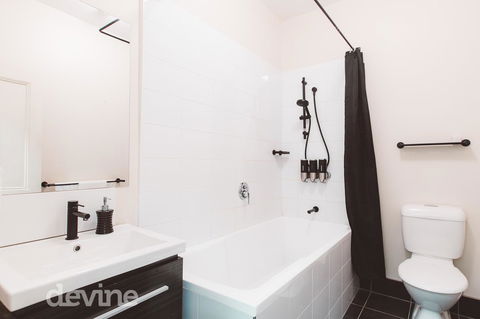 Devine Stays - Westside Apartment On Elizabeth - Hobart Tourism 5