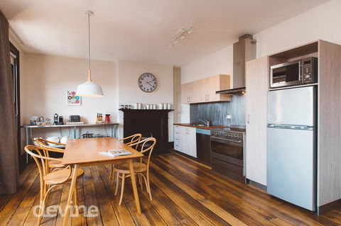 Devine Stays - Westside Apartment On Elizabeth - Hobart Tourism 0