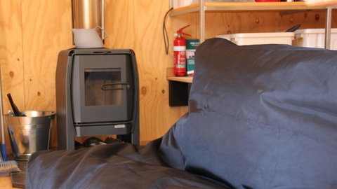 BAY OF FIRES ECO HUT Off Grid Experience At Binalong Bay - Tourism TAS 7