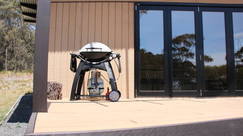 BAY OF FIRES ECO HUT Off Grid Experience At Binalong Bay - Tourism TAS 14