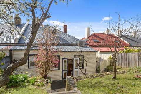 WEST NEST | Classic 3BR Hobart Terrace BEST Location, View, Close To City - Tourism TAS 17