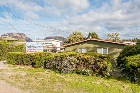 Mayson - Hobart Tourism 0