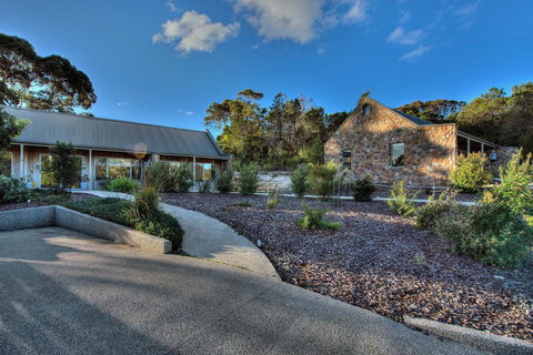 Freycinet Stone Studio 4 - Granite - Tourism TAS 9