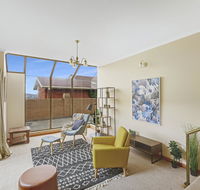 Vintage Cuddle Guest House - Hobart Tourism