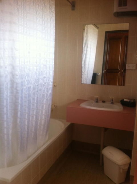 The Waterloo Hotel - Tourism TAS 21