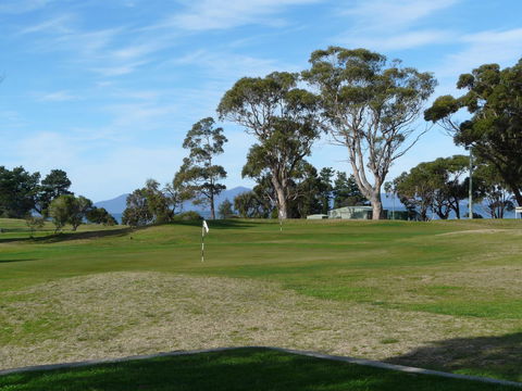 The Waterloo Hotel - Tourism TAS 13