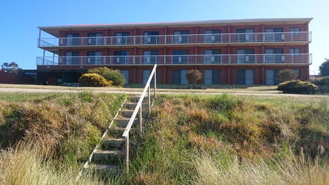 The Waterloo Hotel - Tourism TAS 4