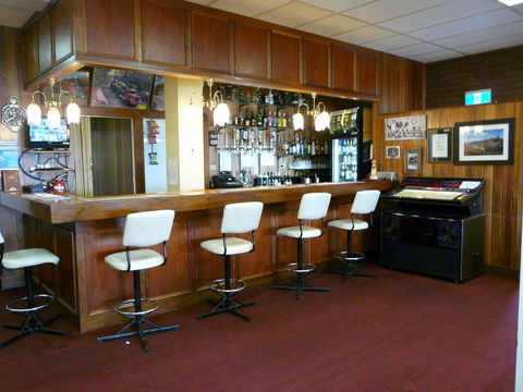 The Waterloo Hotel - Tourism TAS 10