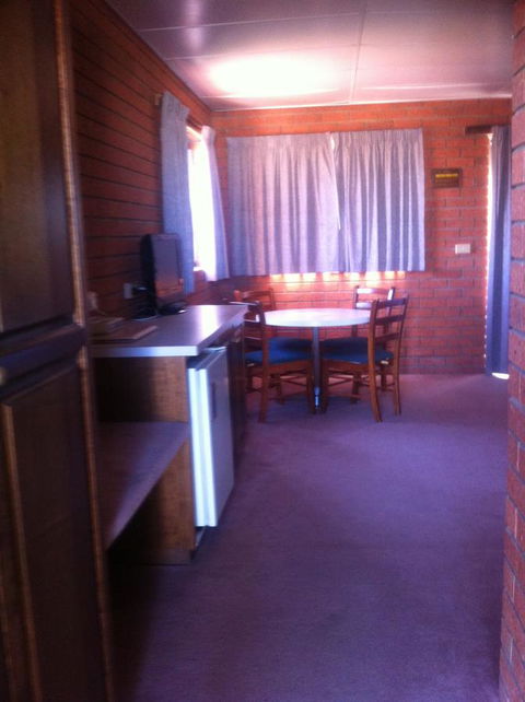 The Waterloo Hotel - Tourism TAS 34