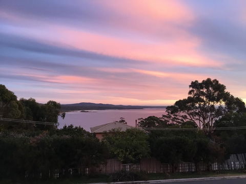 GRANITE BEACH HOUSE @ Bay Of Fires - Hobart Tourism 0