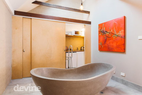 Devine Stays - Hayloft On ELizabeth - Tourism TAS 3
