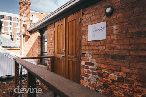 Devine Stays - Hayloft On ELizabeth - Tourism TAS 10