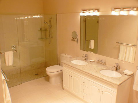 City Park Grand Hotel - Hobart Tourism 7