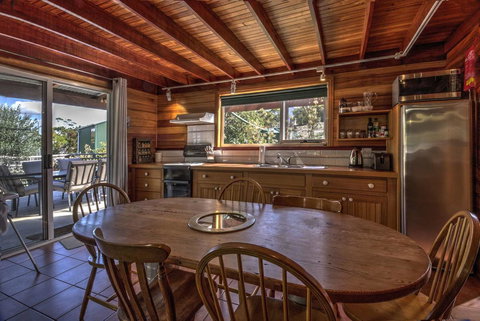 Freedom At Freycinet - Tourism TAS 7