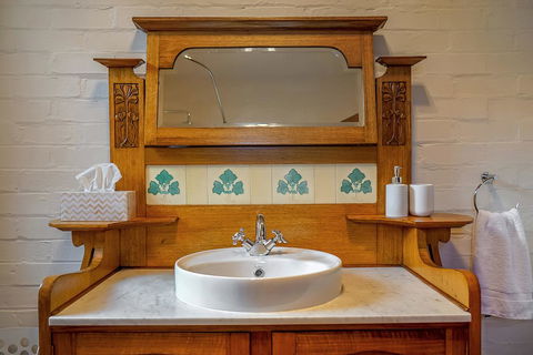 Gorgeous Hobart Accommodation - Park On Park - New Town - Hobart Tourism 37