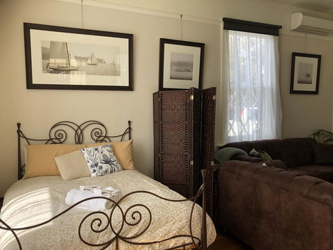 The Port Masters Lodgings - Hobart Tourism 5