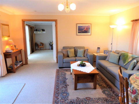Tamar River Retreat - Tourism TAS 9