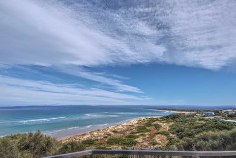 Halcyon ~ Immerse Yourself In The Sky And Sea - Tourism TAS 7