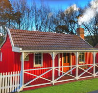 Platypus Playground Riverside Cottage - Hobart Tourism