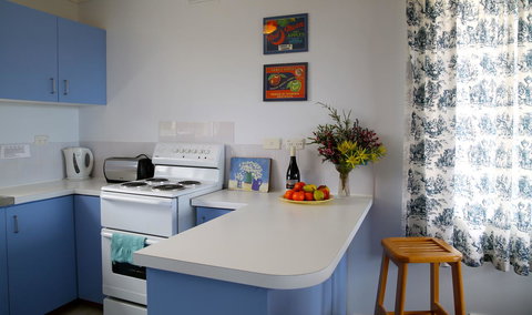 Ar Lan Y Mor - Tourism TAS 11