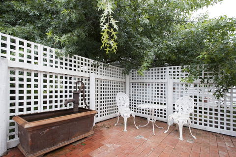 White Dove Cottage Bed And Breakfast - Tourism TAS 8