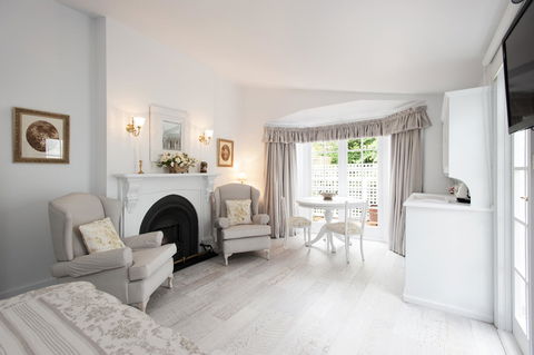 White Dove Cottage Bed And Breakfast - Tourism TAS 2