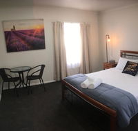 3ree- Spacious  Charming Apartment - Hobart Tourism