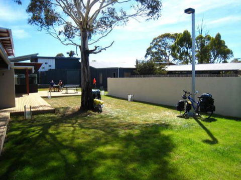 Swansea Backpacker Lodge - Tourism TAS 28