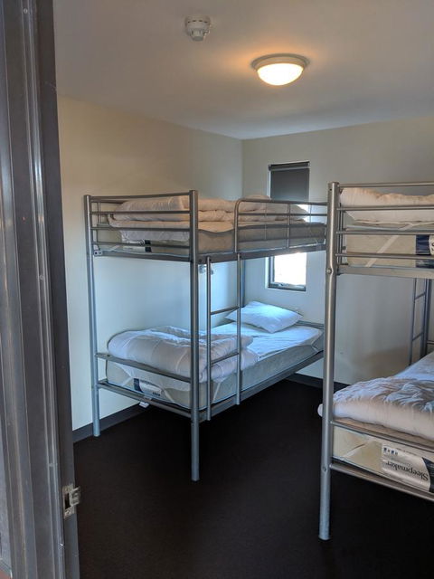 Swansea Backpacker Lodge - Tourism TAS 12