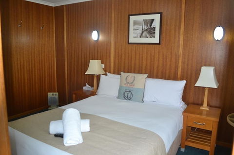 Point Lonsdale Guest House - Hobart Tourism 6