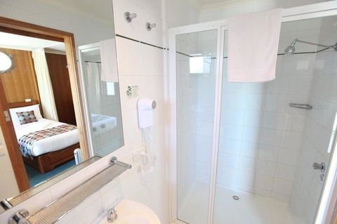 Point Lonsdale Guest House - Hobart Tourism 23