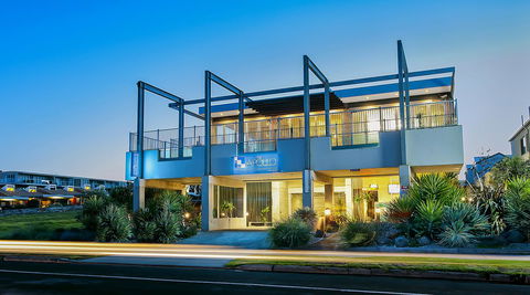 The Apollo - Hobart Tourism 28