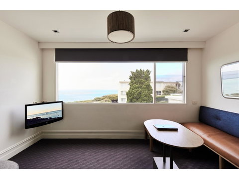 Hotel Sorrento - Tourism TAS 9