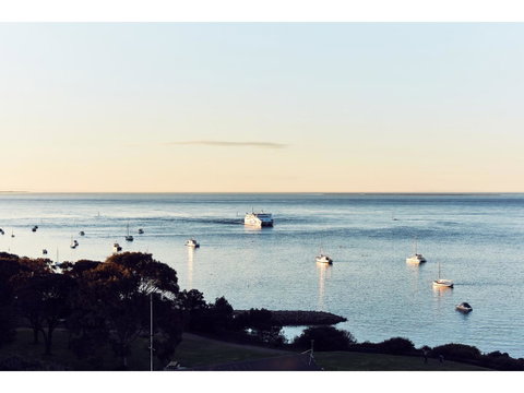 Hotel Sorrento - Tourism TAS 22