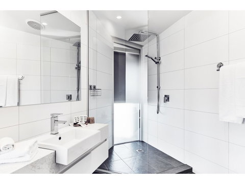 Hotel Sorrento - Tourism TAS 26