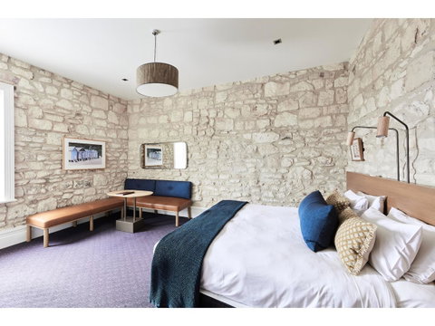 Hotel Sorrento - Tourism TAS 8