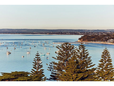 Hotel Sorrento - Tourism TAS 23