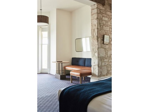Hotel Sorrento - Tourism TAS 11