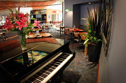 Nightcap At Matthew Flinders Hotel - Hobart Tourism 8